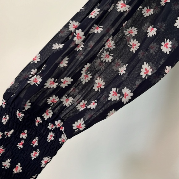 Beautiful Ganni floral dress - Picture 7 of 8